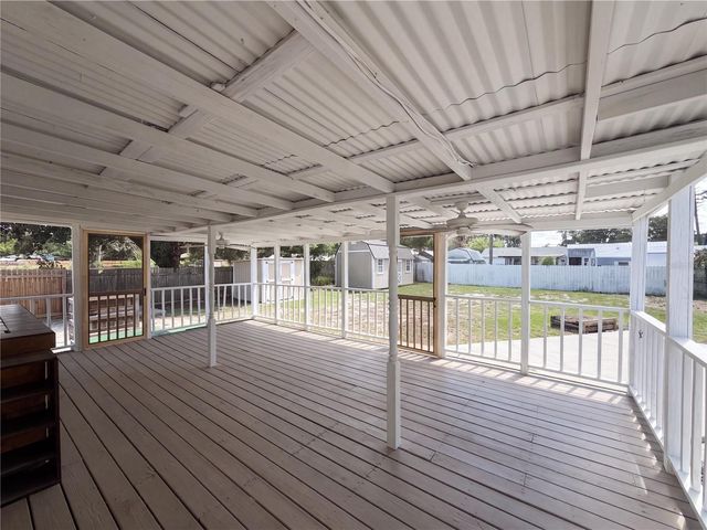 335 E HOFFMAN STREET, Lake Alfred, FL 33850