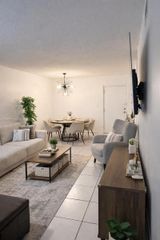 9400 W Flagler St 309, Miami, FL 33174