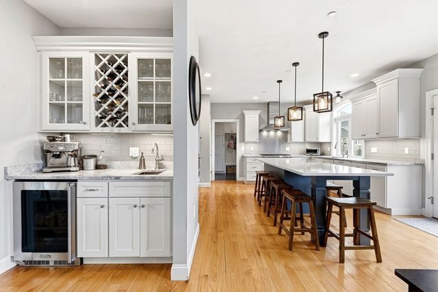 14 Amber Dr, Wrentham, MA 02093