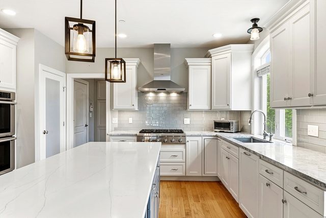 14 Amber Dr, Wrentham, MA 02093