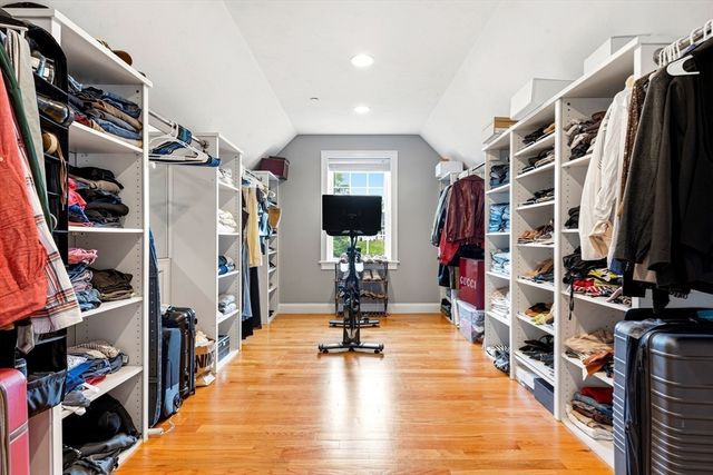 14 Amber Dr, Wrentham, MA 02093