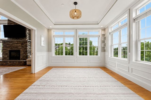 14 Amber Dr, Wrentham, MA 02093