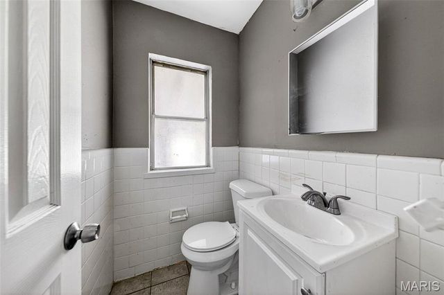 7245 Saint Andrews Place, Normandy, MO 63121