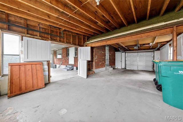 7245 Saint Andrews Place, Normandy, MO 63121