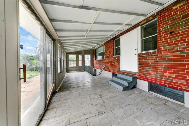 7245 Saint Andrews Place, Normandy, MO 63121