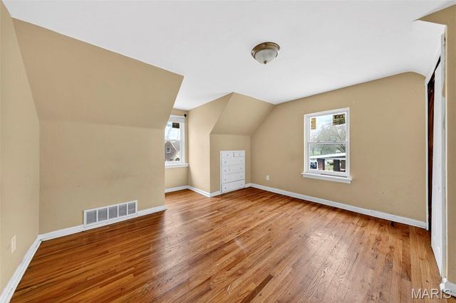 7245 Saint Andrews Place, Normandy, MO 63121