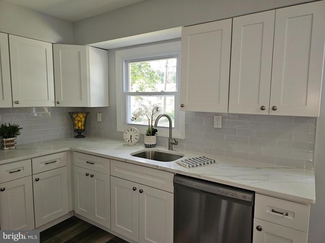 38 EDISON LN, Willingboro, NJ 08046