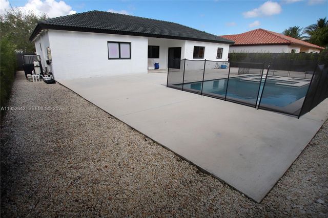 14218 SW 291st St, Homestead, FL 33033