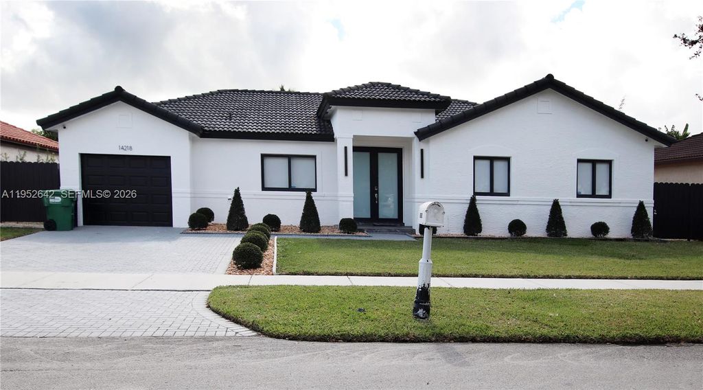 14218 SW 291st St, Homestead, FL 33033