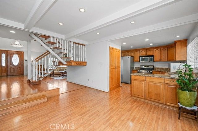 23908 Fernlake, Harbor City (los Angeles), CA 90710