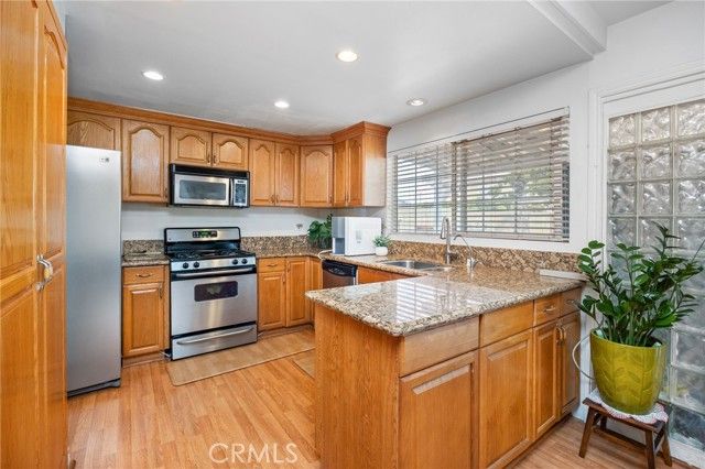 23908 Fernlake, Harbor City (los Angeles), CA 90710