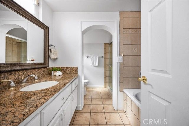 23908 Fernlake, Harbor City (los Angeles), CA 90710