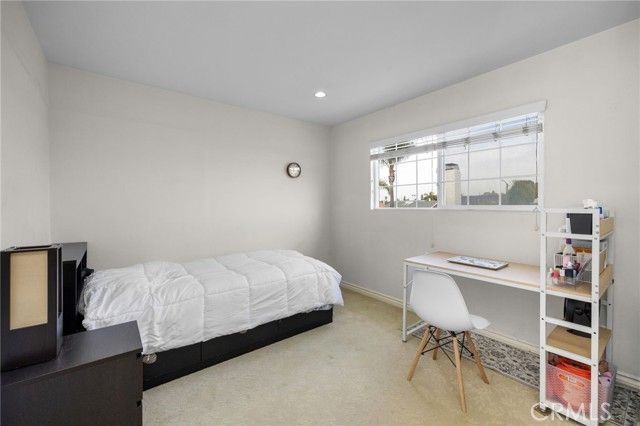 23908 Fernlake, Harbor City (los Angeles), CA 90710