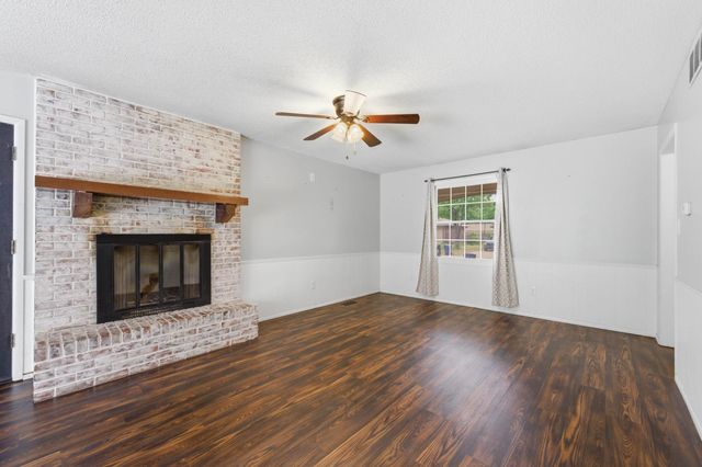 1243 N Dry Creek, Derby, KS 67037