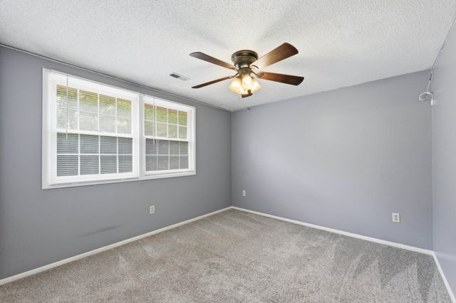1243 N Dry Creek, Derby, KS 67037