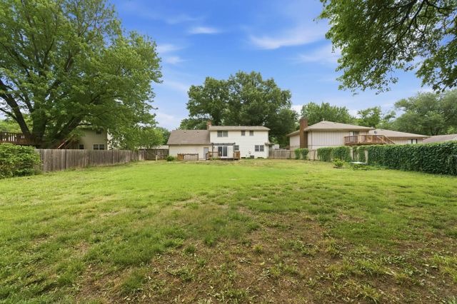 1243 N Dry Creek, Derby, KS 67037