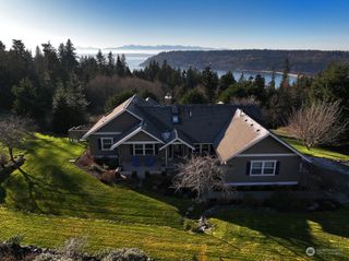 4296 Vickers Lane, Clinton, WA 98236