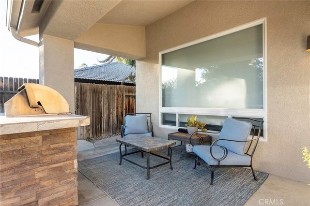 9317 Leslie Deann Court, Bakersfield, CA 93312