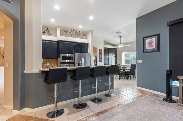 9317 Leslie Deann Court, Bakersfield, CA 93312