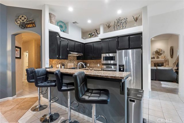 9317 Leslie Deann Court, Bakersfield, CA 93312