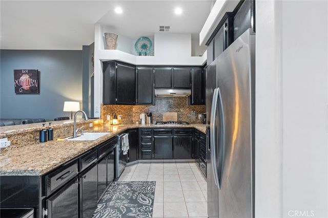 9317 Leslie Deann Court, Bakersfield, CA 93312