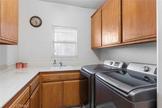 9317 Leslie Deann Court, Bakersfield, CA 93312