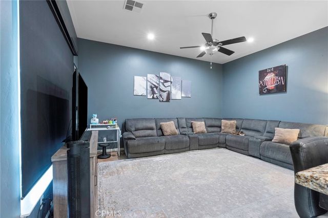 9317 Leslie Deann Court, Bakersfield, CA 93312