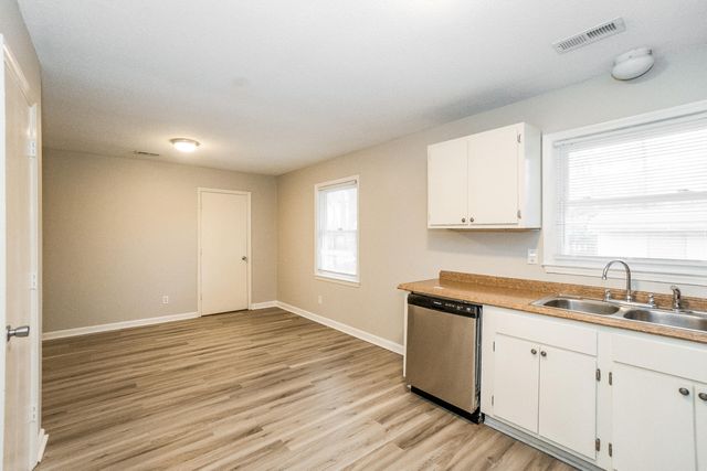 6 Middlesex Avenue, Goose Creek, SC 29445