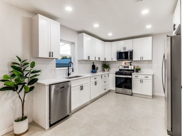 528 Shirley Court, Richardson, TX 75081