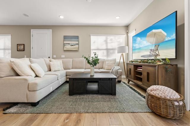 13085 Olympus Circle 1, Poway, CA 92064