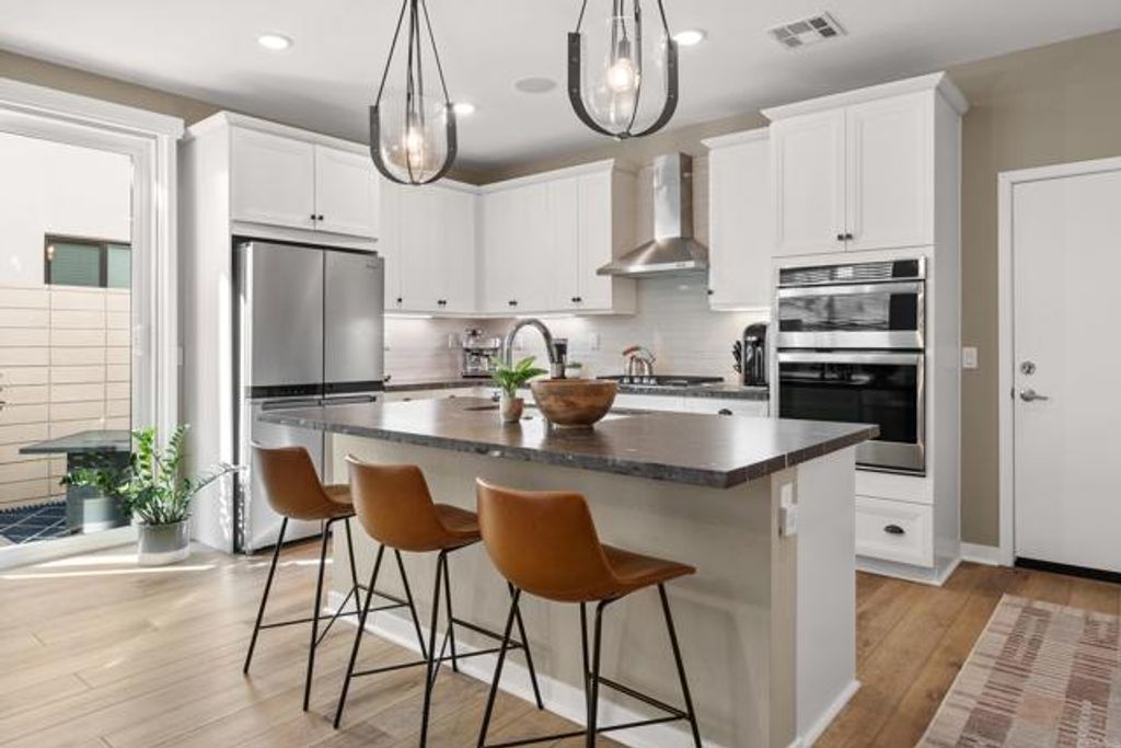 13085 Olympus Circle 1, Poway, CA 92064