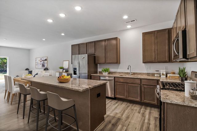 1517 W 72nd Place, Merrillville, IN 46410