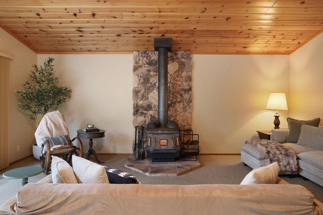 25489 Bambi Ln, Long Barn, CA 95335