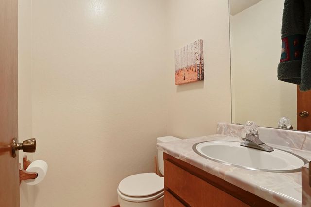 25489 Bambi Ln, Long Barn, CA 95335