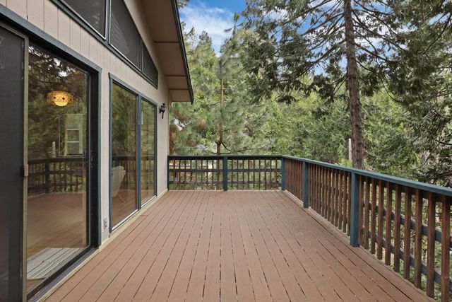 25489 Bambi Ln, Long Barn, CA 95335