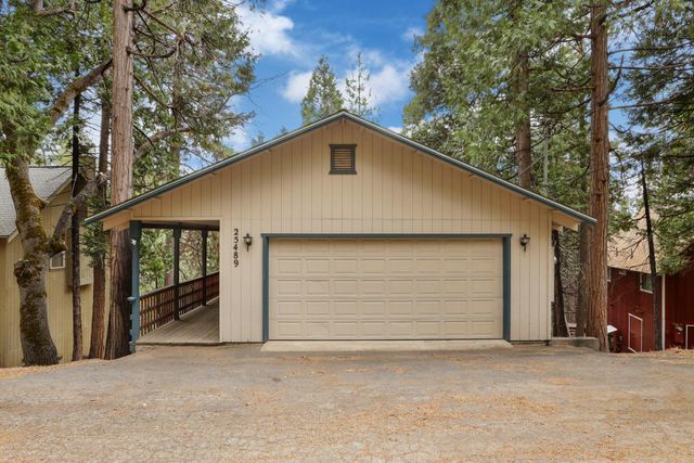 25489 Bambi Ln, Long Barn, CA 95335
