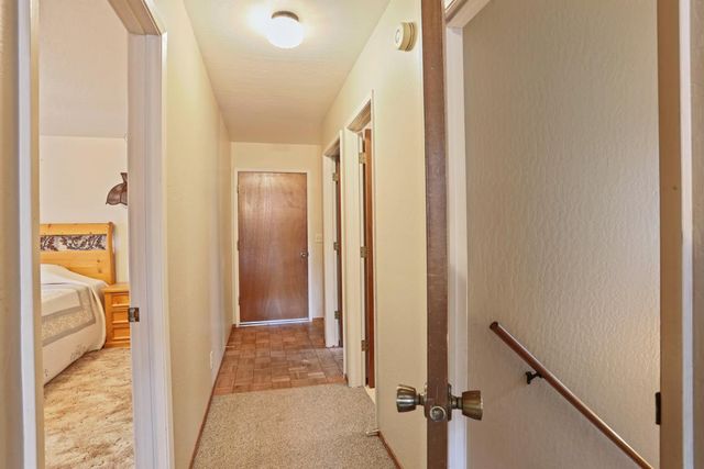 25489 Bambi Ln, Long Barn, CA 95335