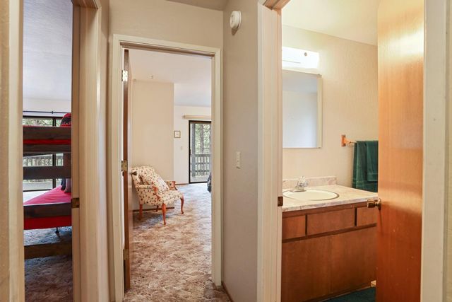 25489 Bambi Ln, Long Barn, CA 95335