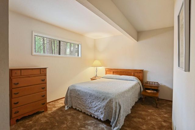 25489 Bambi Ln, Long Barn, CA 95335