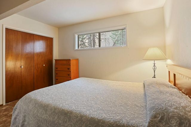 25489 Bambi Ln, Long Barn, CA 95335