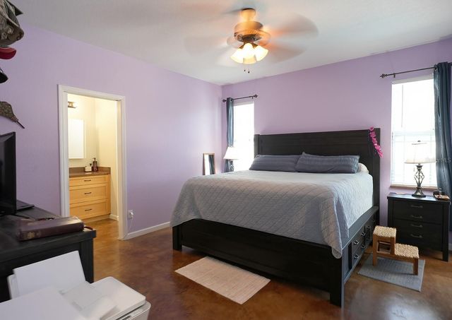 12119 MURRAY AVENUE, Seminole, FL 33778