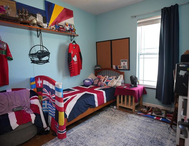 12119 MURRAY AVENUE, Seminole, FL 33778