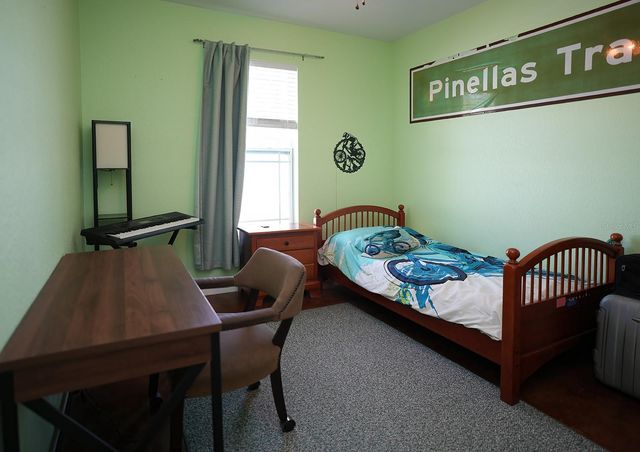 12119 MURRAY AVENUE, Seminole, FL 33778