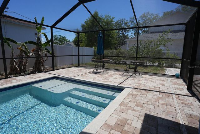 12119 MURRAY AVENUE, Seminole, FL 33778