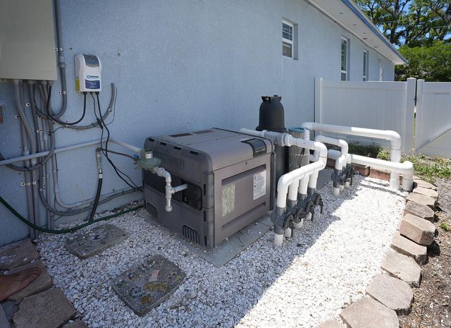 12119 MURRAY AVENUE, Seminole, FL 33778