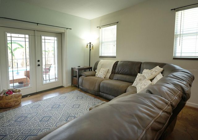 12119 MURRAY AVENUE, Seminole, FL 33778