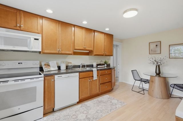 68 Aldrich Road B, Watertown, MA 02472