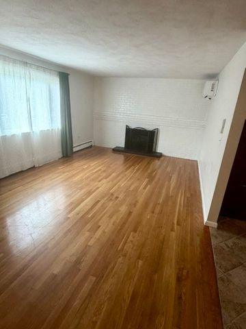 619 Boylston, Newton, MA 02459