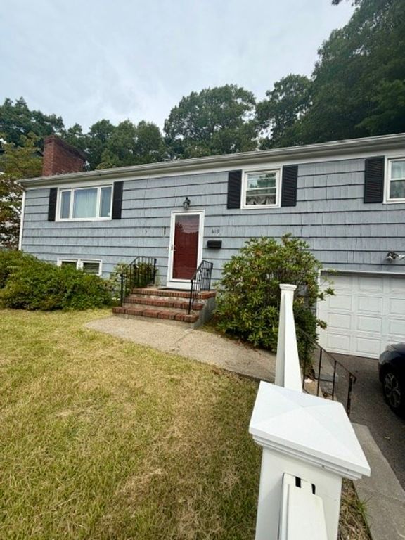 619 Boylston, Newton, MA 02459