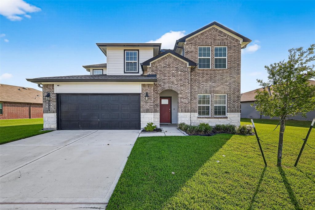 1722 Bryson Heights Drive, Richmond, TX 77469